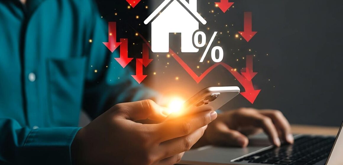 Low Demand More Homes, Fewer Buyers? What India’s Housing Data Is Telling Us