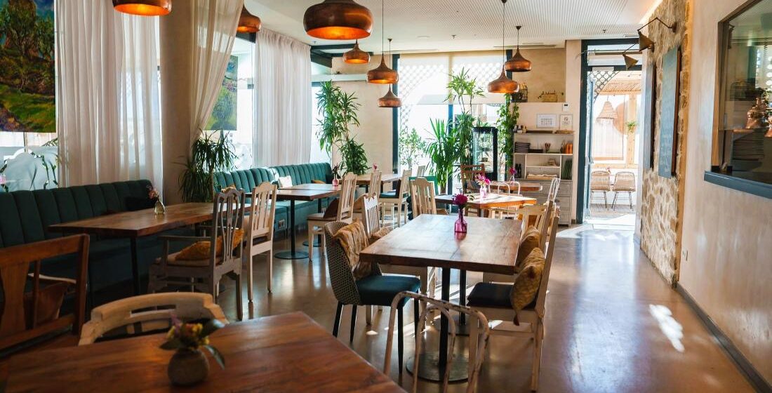 Cafés and Restaurants