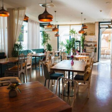 Cafés and Restaurants